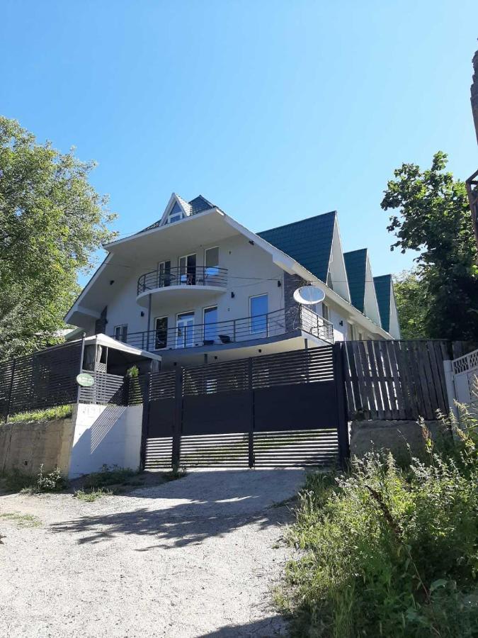 Green Villa Tsaghveri Экстерьер фото